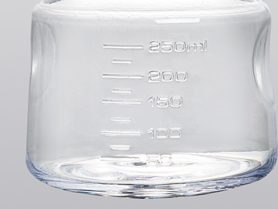 良好的透明度，刻度清晰，便于觀察容量
