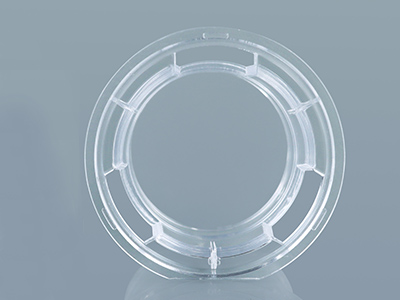 聚對(duì)苯二甲酸乙二醇酯（PET）透光性良好，使用顯微鏡易觀察